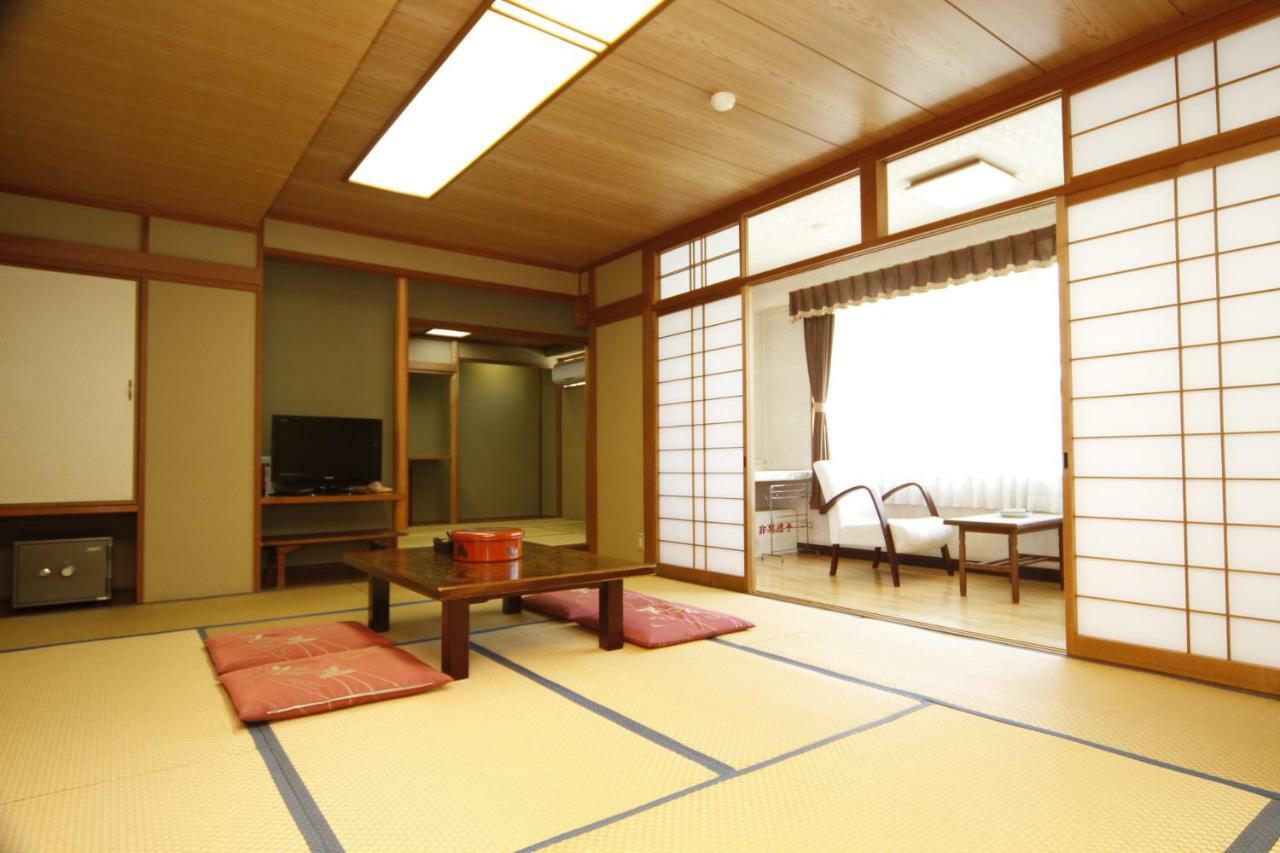 Hasshoen Yumotokan Hotel Toki Екстериор снимка