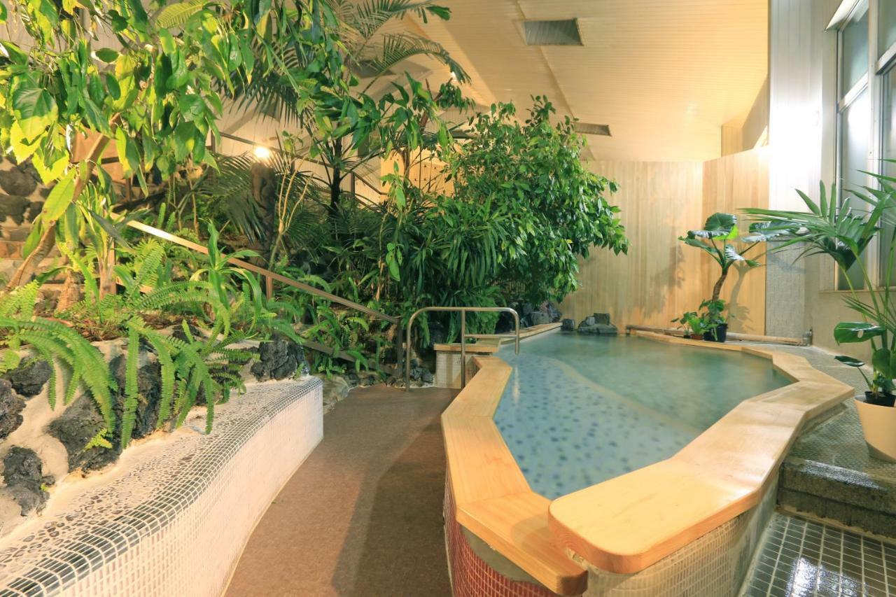 Hasshoen Yumotokan Hotel Toki Екстериор снимка